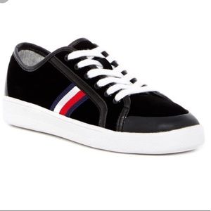 Tommy Hilfiger Tennis Shoes